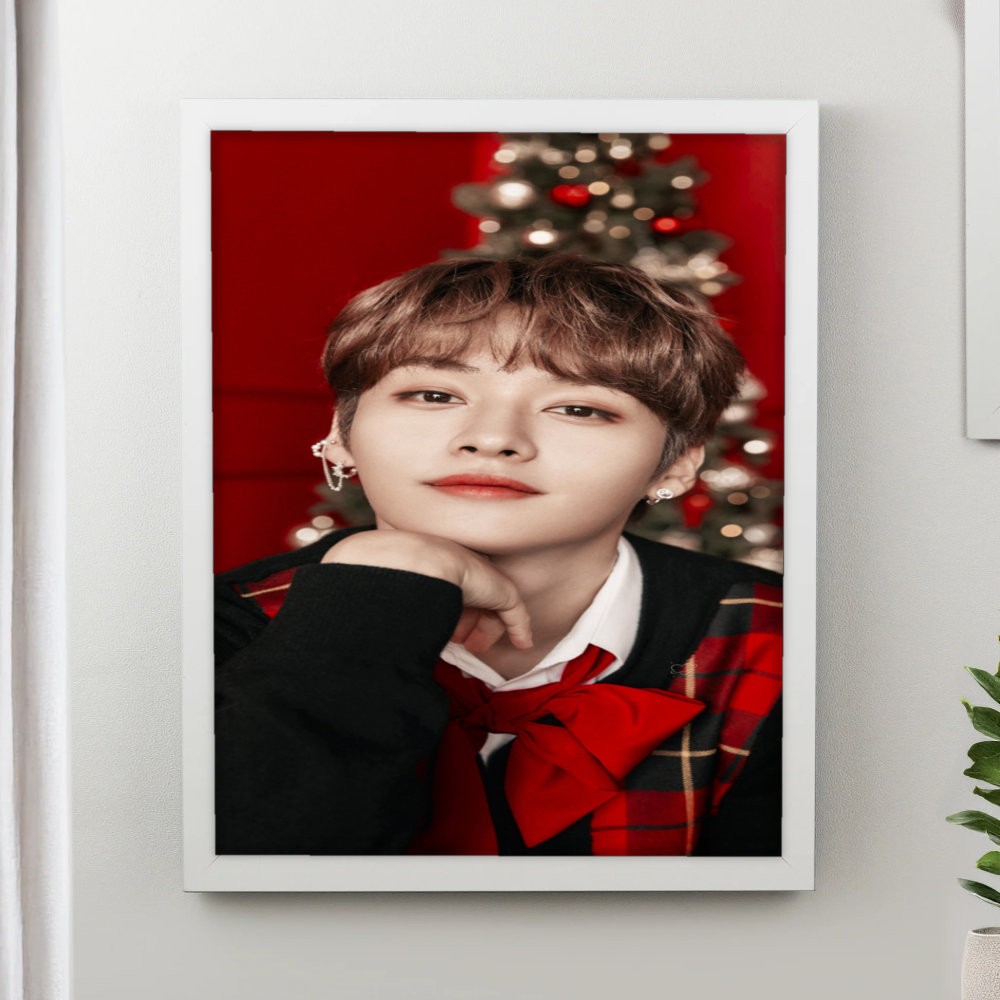 تابلو پینکمن طرح گروه استری کیدز کریسمس Stray Kids Christmas 17 Jm