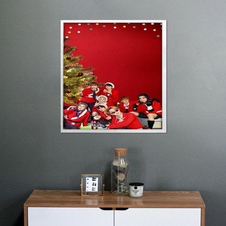 تابلو پینکمن طرح گروه استری کیدز کریسمس Stray Kids Christmas 13 Jm
