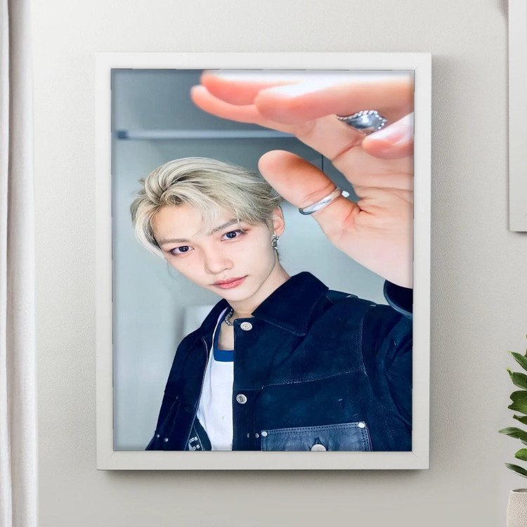 تابلو پینکمن طرح گروه استری کیدز فلیکس Felix Stray Kids 41 Jm