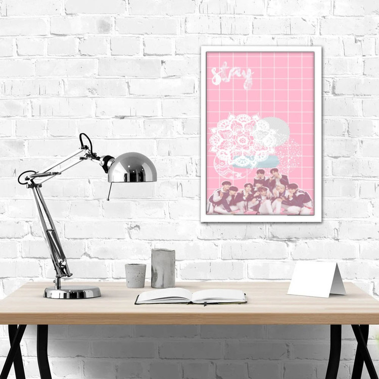 تابلو پینکمن طرح گروه استری کیدز صورتی Stray Kids Pink 17 Jm