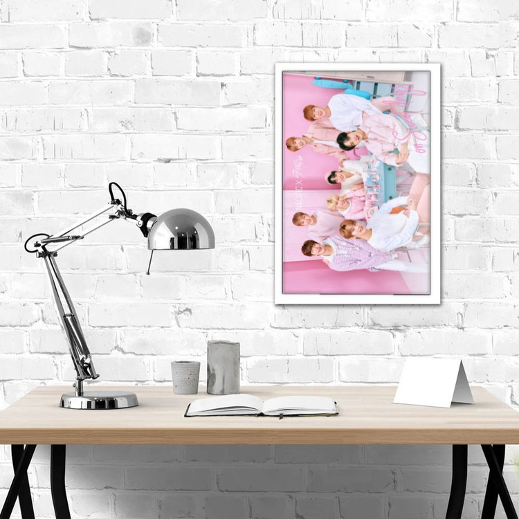 تابلو پینکمن طرح گروه استری کیدز صورتی Stray Kids Pink 14 Jm