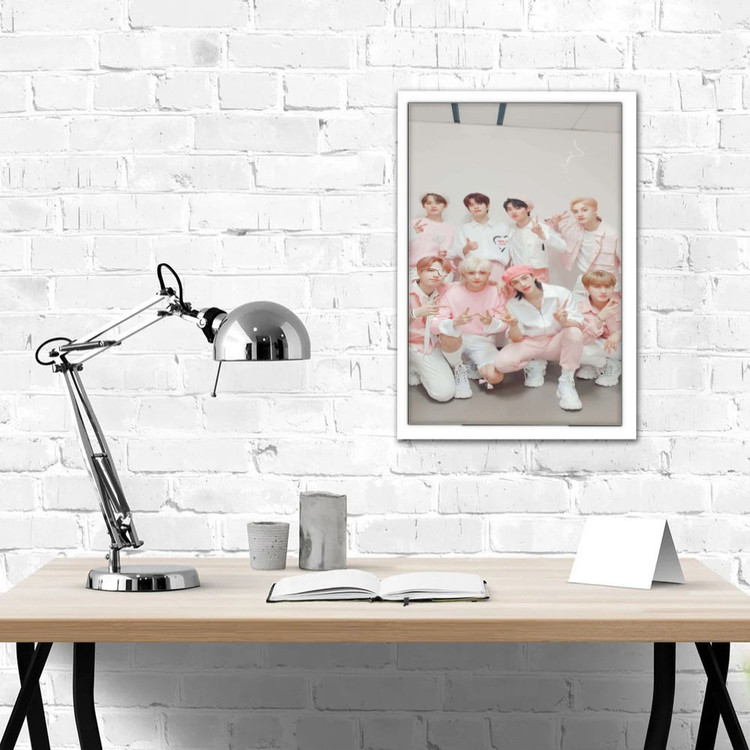 تابلو پینکمن طرح گروه استری کیدز صورتی Stray Kids Pink 10 Jm