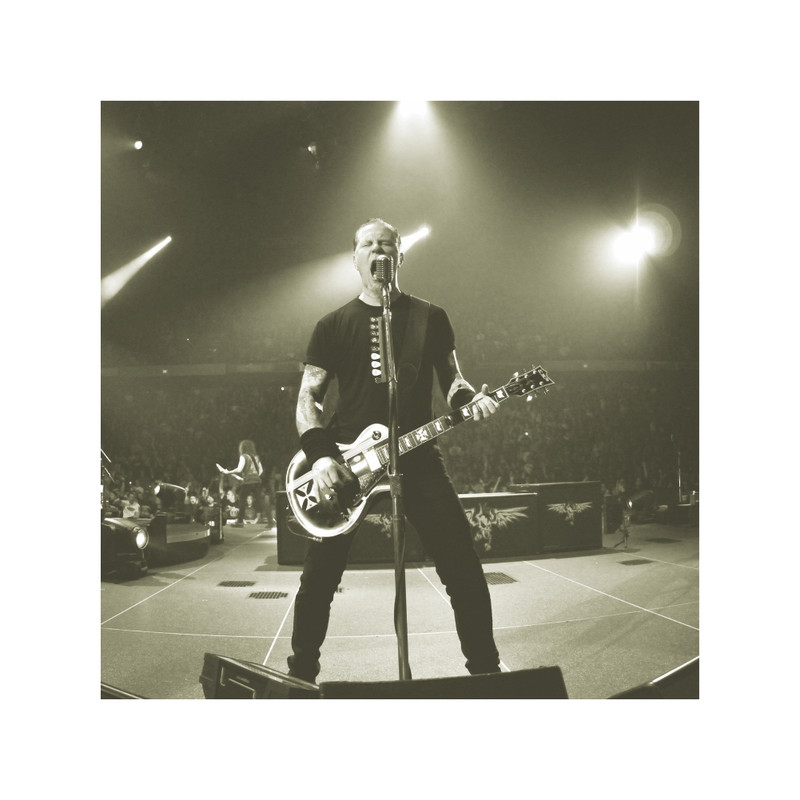 تابلو شاسی طرح James Hetfield مدل T-117